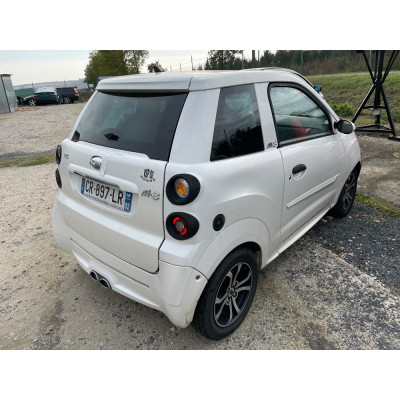 Microcar M8 2013