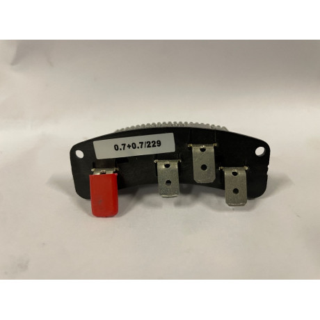 Rezistor-regulátor otáček ventilátoru topení